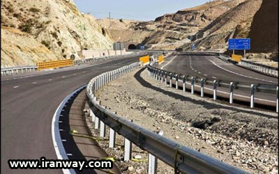 جاده ای بودن 90 درصد حمل و نقل استان خوزستان