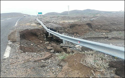 وارد شدن خسارت به بیش از ۹۰ دستگاه پل و آبرو شهرستان کاشان در سیل اخیر