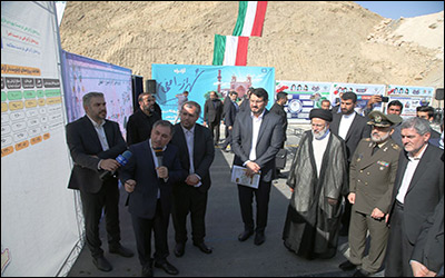 بهره برداری از آزادراه شیراز - اصفهان با حضور رئیس‌جمهور و وزیر راه و شهرسازی