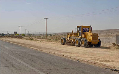 آغاز عملیات بهسازی در محور لاورستان - کمال آباد - بیرم در شهرستان لارستان